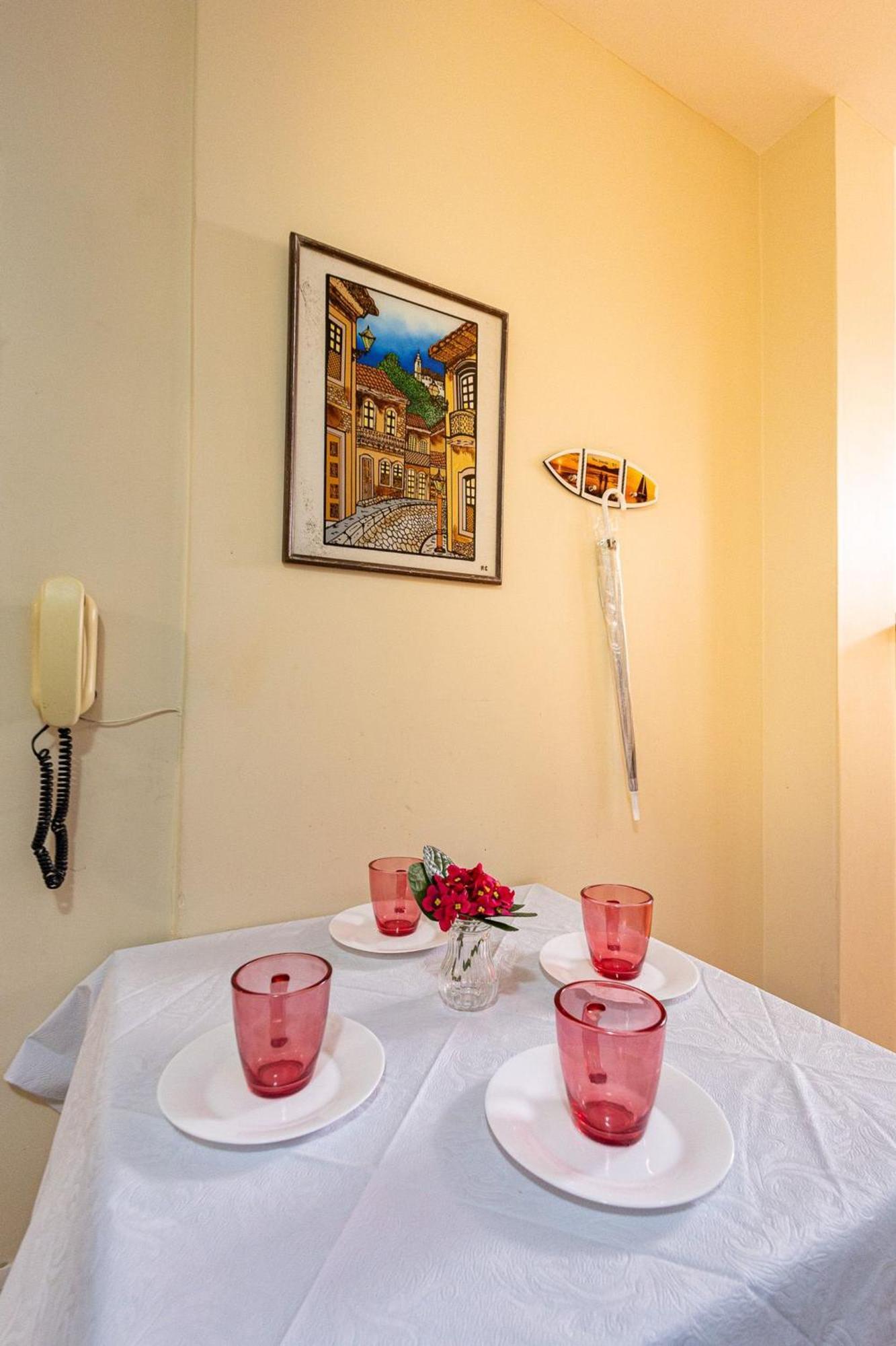 Apartamento Copacabana 200M Da Praia - Wifi Gratis - Cp5 Rio de Janeiro Buitenkant foto