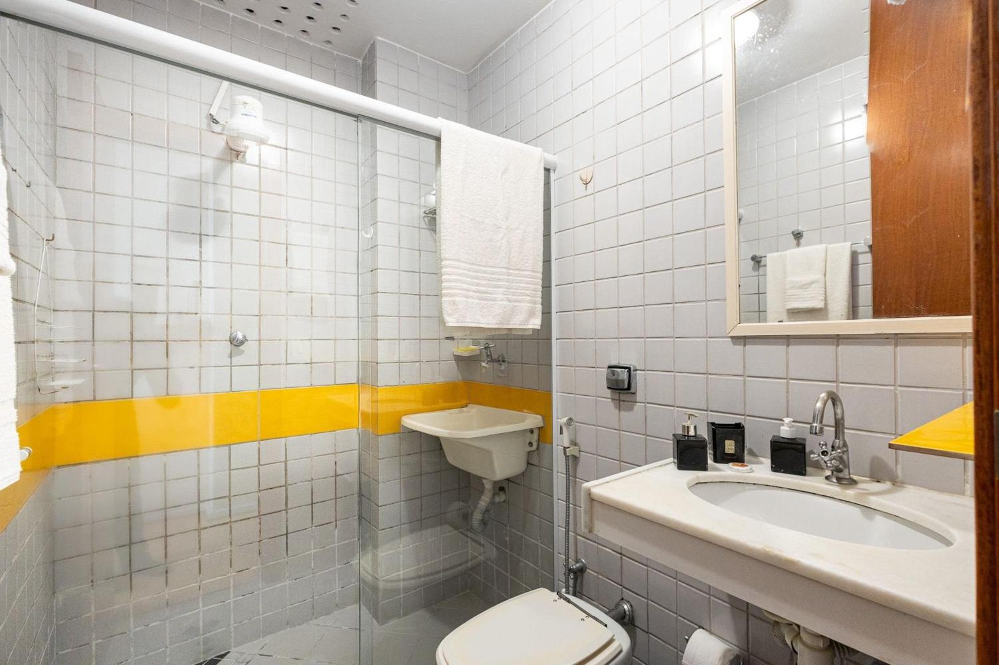 Apartamento Copacabana 200M Da Praia - Wifi Gratis - Cp5 Rio de Janeiro Buitenkant foto