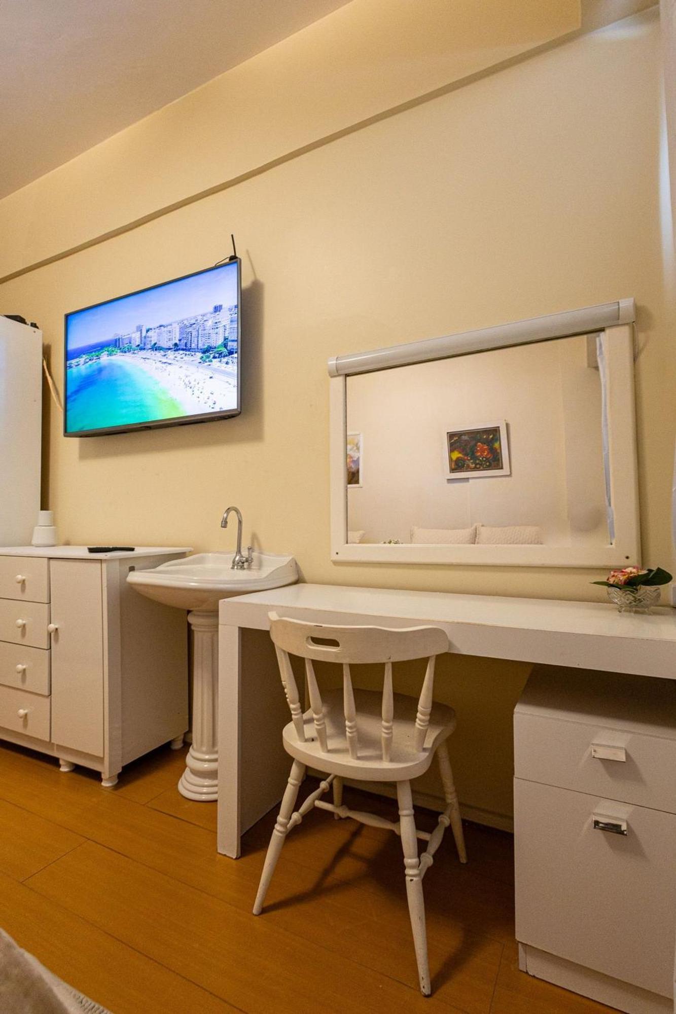 Apartamento Copacabana 200M Da Praia - Wifi Gratis - Cp5 Rio de Janeiro Buitenkant foto