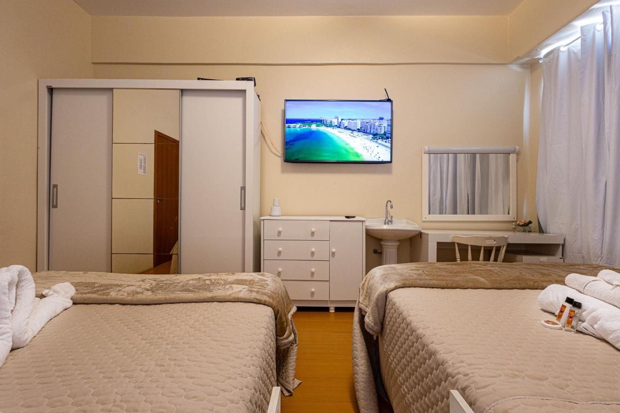 Apartamento Copacabana 200M Da Praia - Wifi Gratis - Cp5 Rio de Janeiro Buitenkant foto